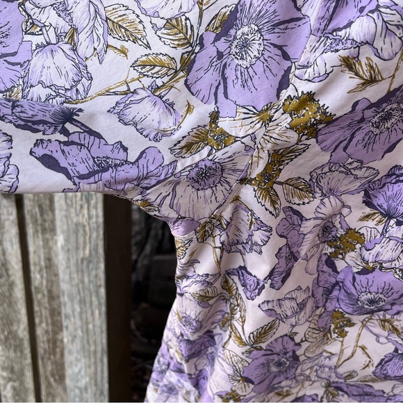 Duluth Trading Company Purple Floral Wrinkle Fighter Button Down Tunic NWOT Sz L - Picture 5 of 12